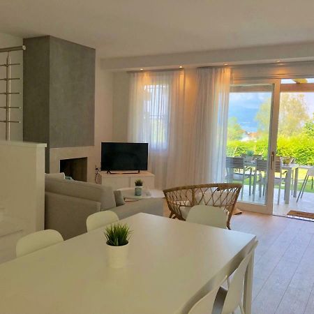 Italia Living Villa Padenghe sul Garda Exterior foto