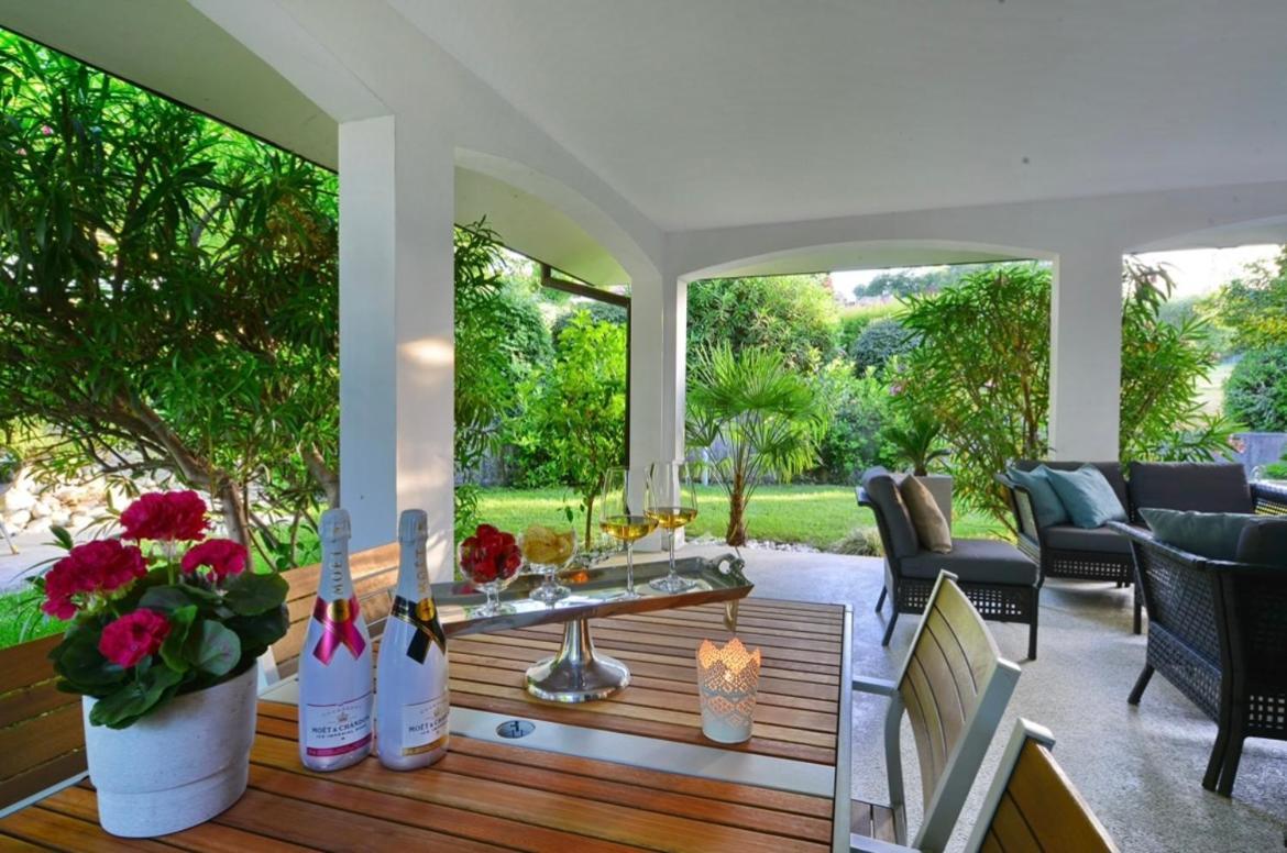 Italia Living Villa Padenghe sul Garda Exterior foto